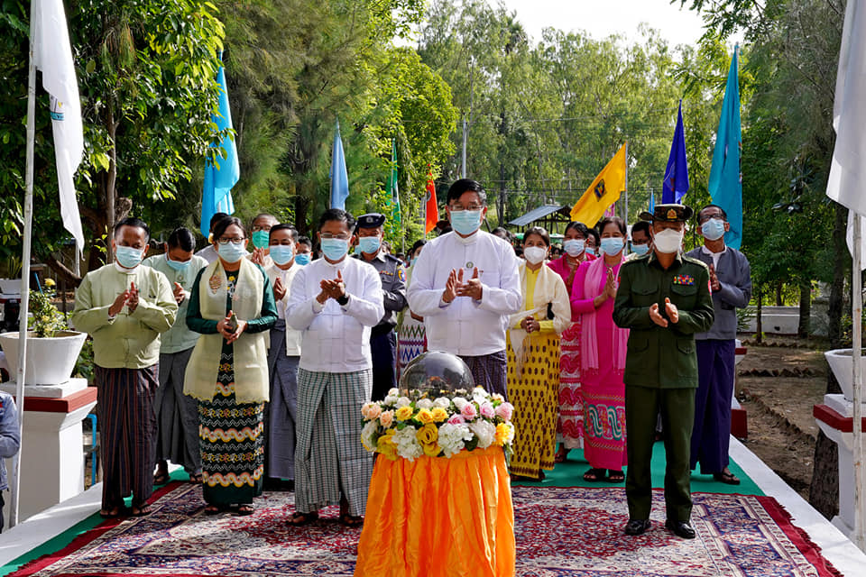 မကွေးတိုင်းဒေသကြီးအစိုးရအဖွဲ့ ဝန်ကြီးချုပ် ရေနံချောင်းတက္ကသိုလ်အဆင့် တိုးမြှင့်ဖွင့်လှစ်ခြင်း အခမ်းအနား တက်ရောက်ဖွင့်လှစ်