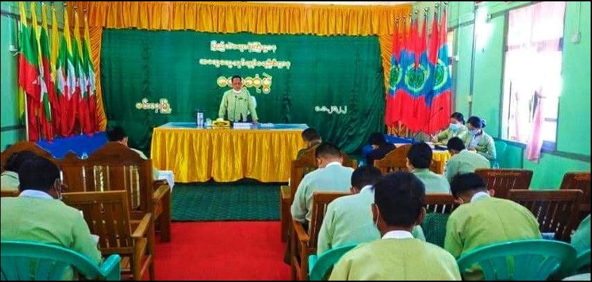 မကွေးတိုင်းဒေသကြီးအစိုးရအဖွဲ့အတွင်း ရေးမှူးဦးဝင်းရှိန်၊မင်းလှမြို့နယ်စီမံအုပ်ချုပ် ရေးအဖွဲ့နှင့်ရပ်ကွက်/ကျေးရွာအုပ်ချုပ် ရေးမှူးများ၊စာရေးဝန်ထမ်းများအား တွေ့ဆုံ