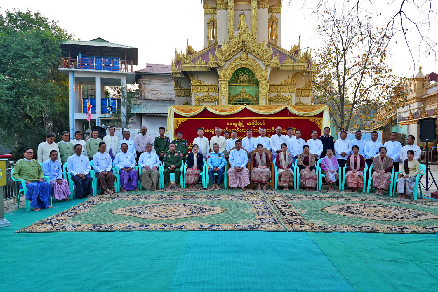 မကွေးမြို့ သမိုင်းဝင် မြသလွန်စေတီတော် အာရုံခံတန်ဆောင်းအသစ်ကြီး ပန္နက်တော်တင်မင်္ဂလာ အခမ်းအနား ကျင်းပ...