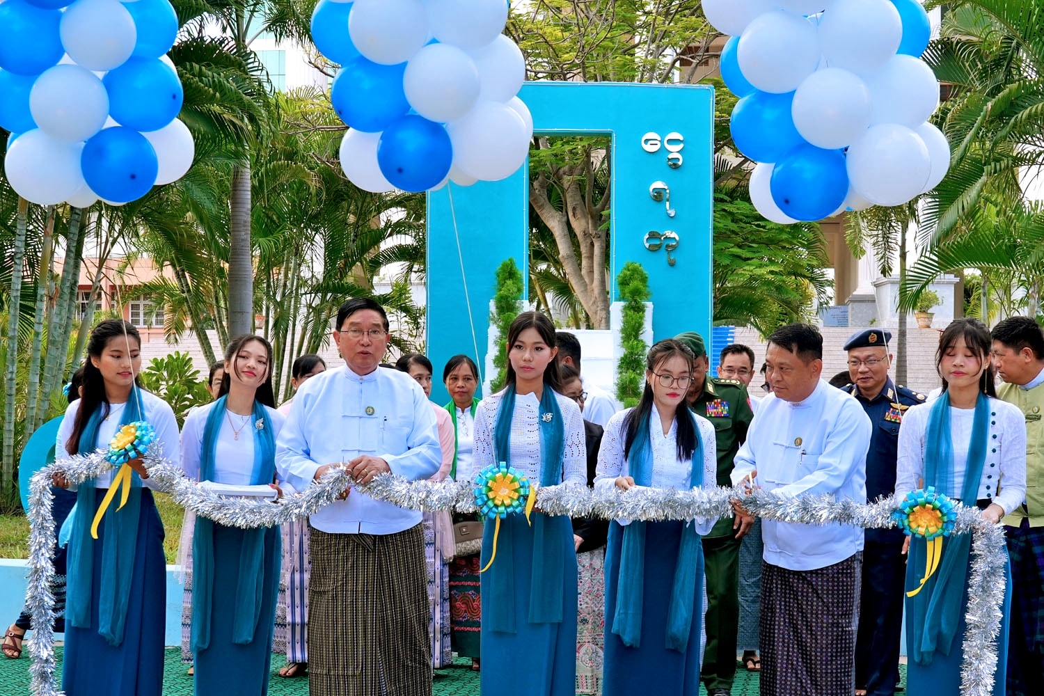 မကွေးတိုင်းဒေသကြီးဝန်ကြီးချုပ် ဦးတင့်လွင် ကွန်ပျူတာတက္ကသိုလ်(မကွေး) (၂၅)နှစ်ပြည့် ငွေရတုမှတ်တိုင် ဖွင့်ပွဲနှင့် The 6th ICT Project Competition & Show, 2025” အခမ်းအနား တက်ရောက်